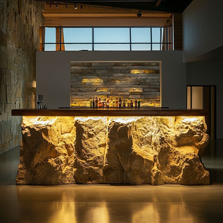Декоративная скала из артбетона в ресторане